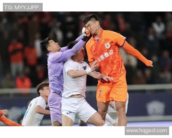 鲁能与建业激战正酣直播盛况尽在眼前精彩不断不容错过