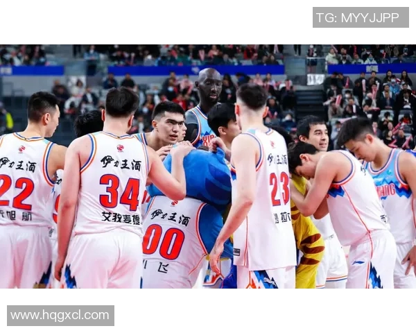 马尚布鲁克斯的篮球之路：从天赋少年到职业明星的奋斗历程