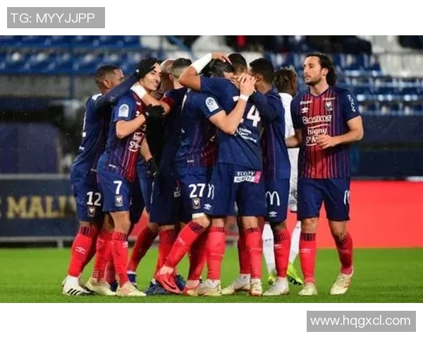 卡昂与南特对决前瞻分析及双方近期状态评估