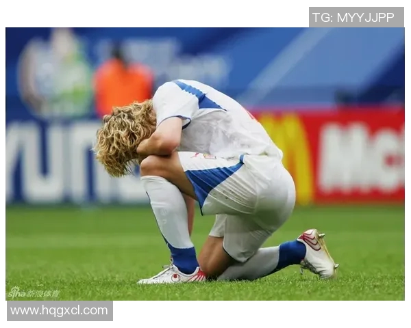 达尼洛:从青涩小将到足球场上的全能战士之路 达尼洛:从青涩小将到足球场上的全能战士之路